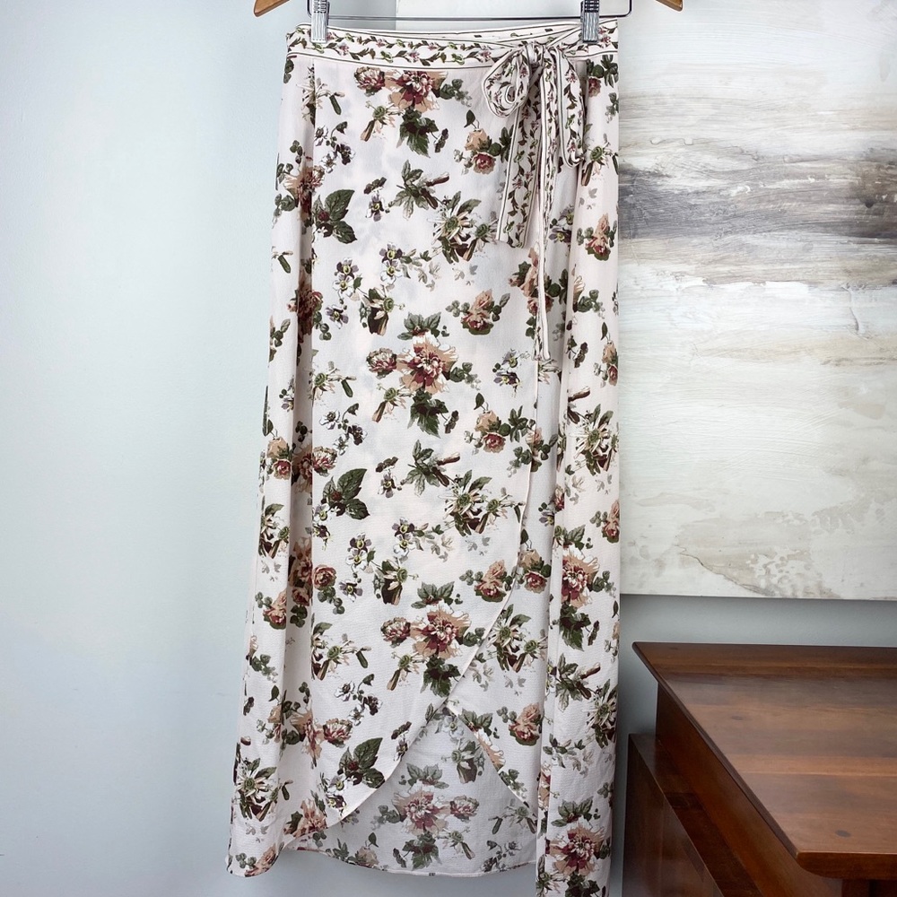 Max Studio Floral Wrap Skirt | Victorian Academia - Picture 2 of 12